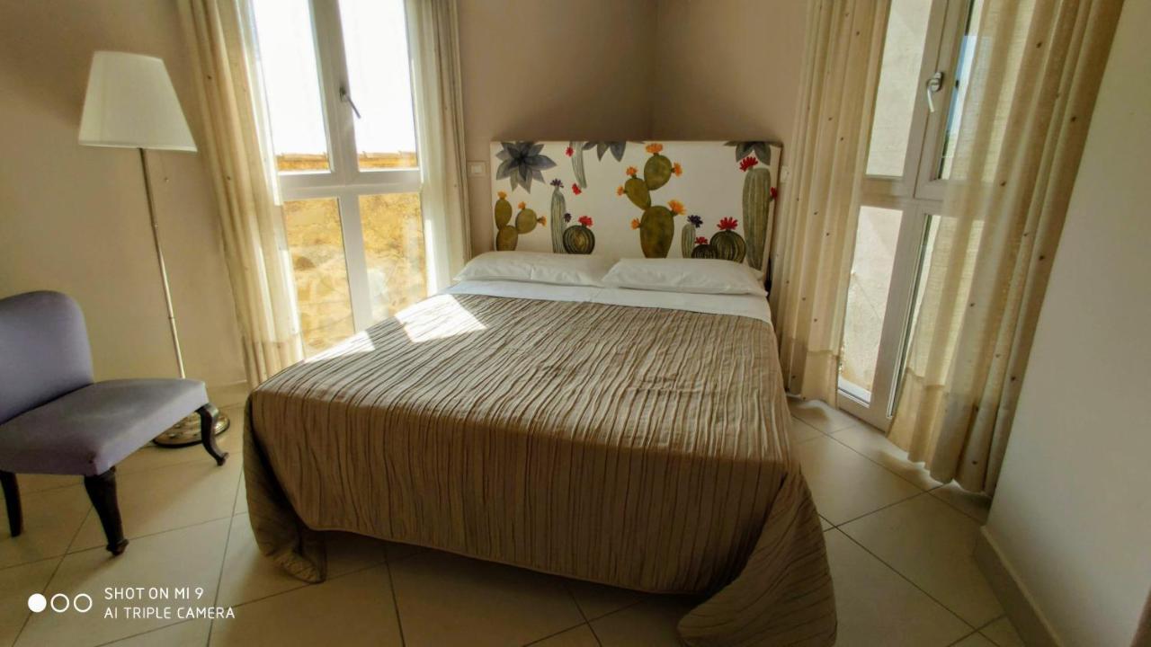 Villa Torre Dei Pirati à Letojanni Extérieur photo